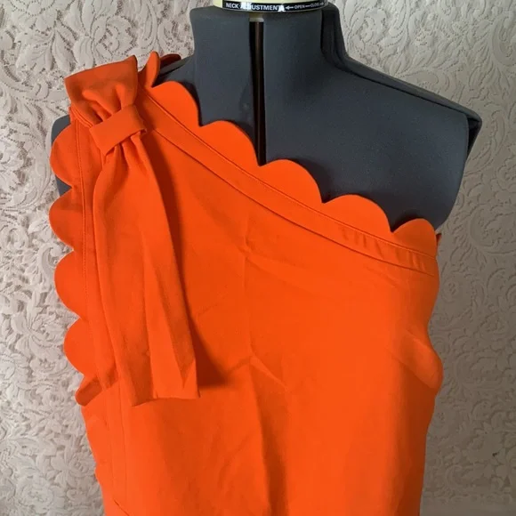 Victoria Beckham Orange Dress - Picture 4 of 6